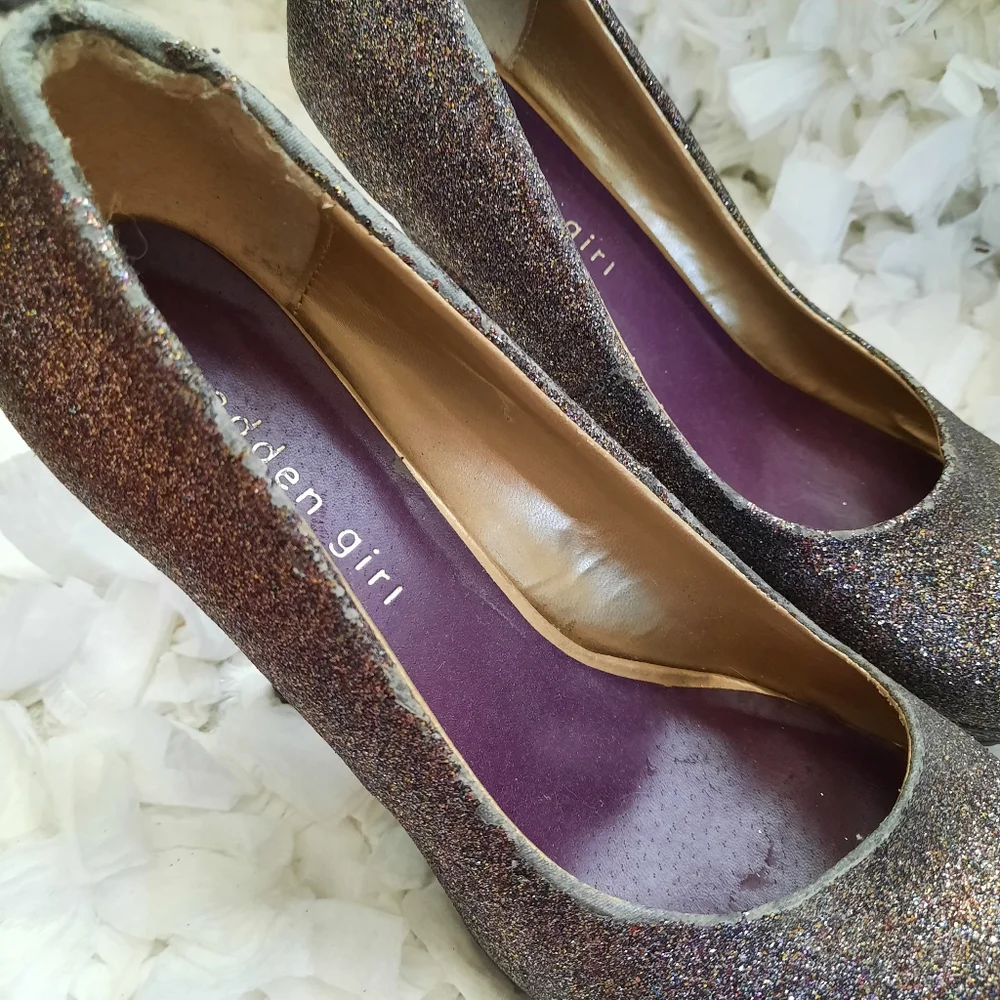 Madden Girl Atonee Multicolor Glitter Sparkle Pumps Retro Y2K Heels Size 7.5